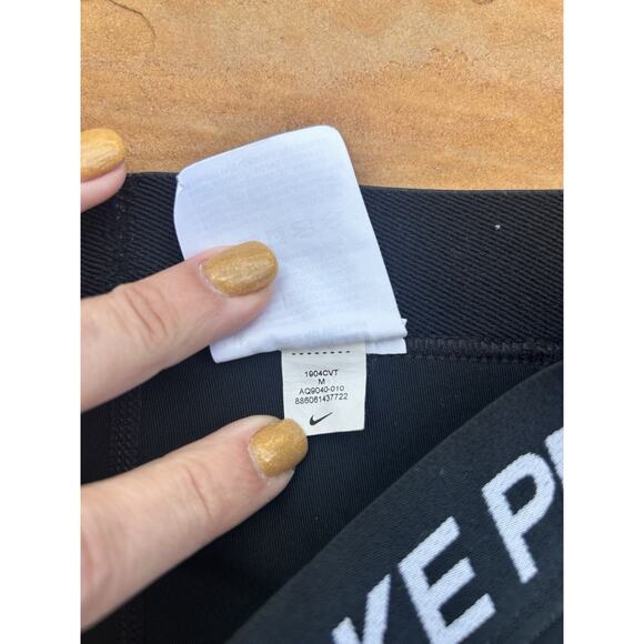 Nike Pro Shorts Girls Medium Black Dri-FIT Compression Training Volleyball - Picture 3 of 3
